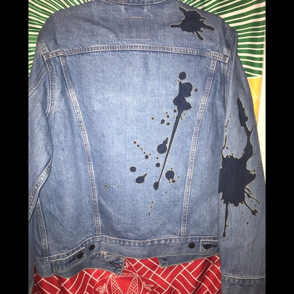 Mens new Levis Premium Vintage trucker jacket w spilled denim design - Picture 4 of 4